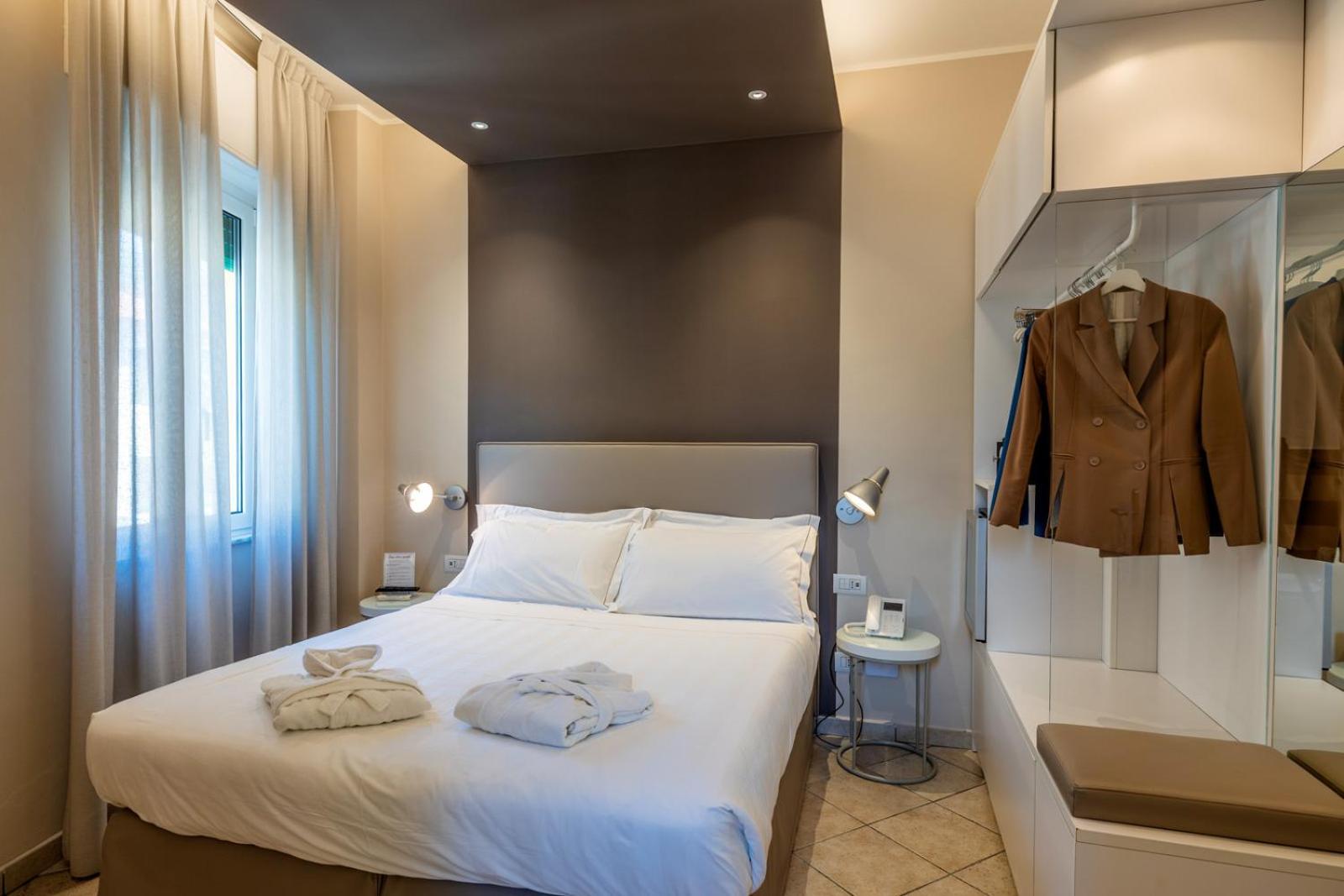 Hotel Albatros Varigotti Exterior photo